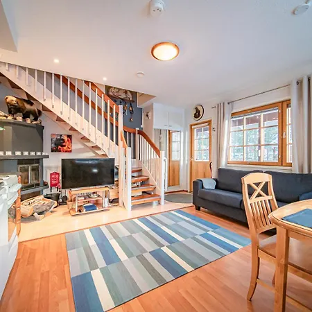 アパート Levinalppi 2 App 8 レヴィ